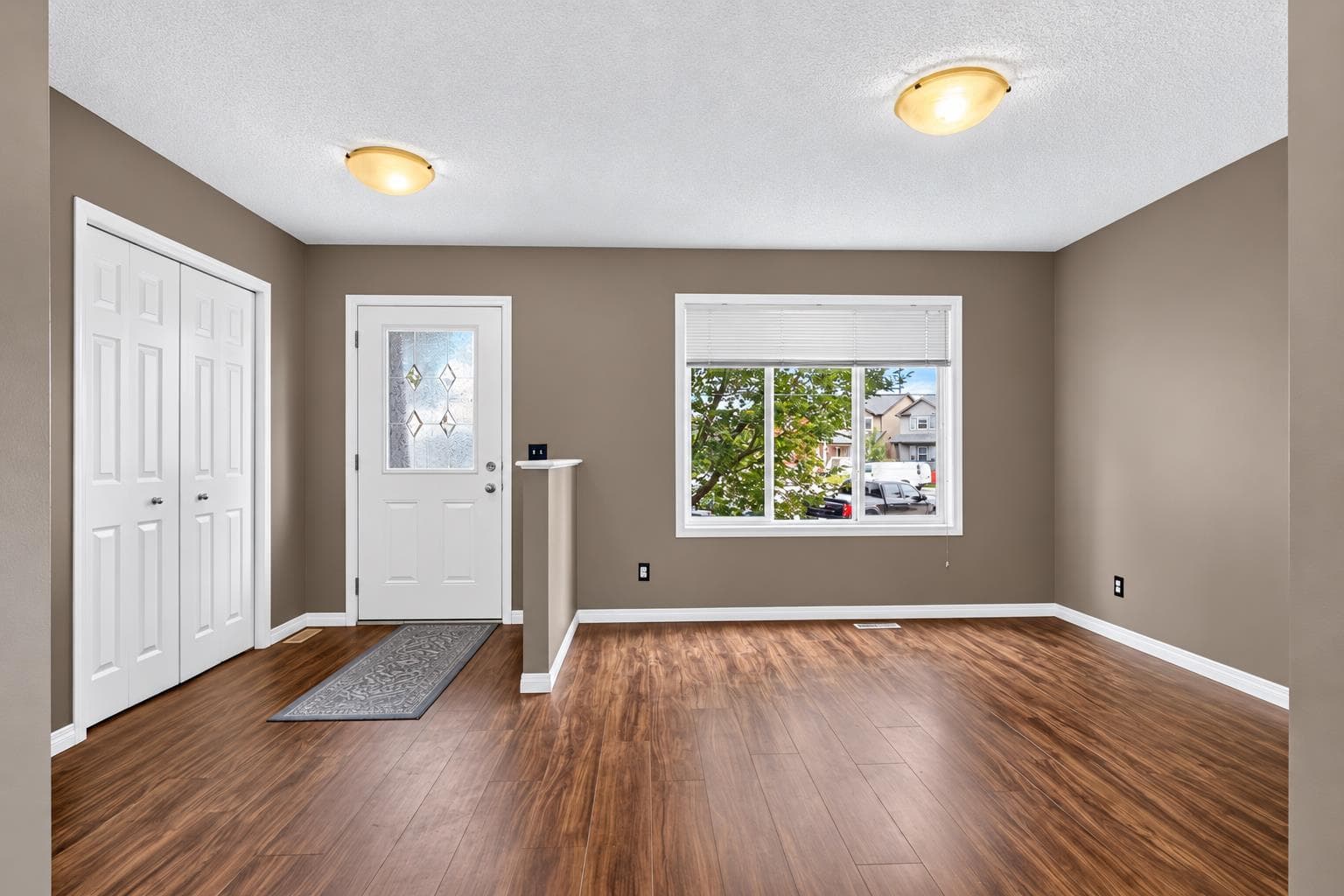 11 Saddlebrook Mews NE
