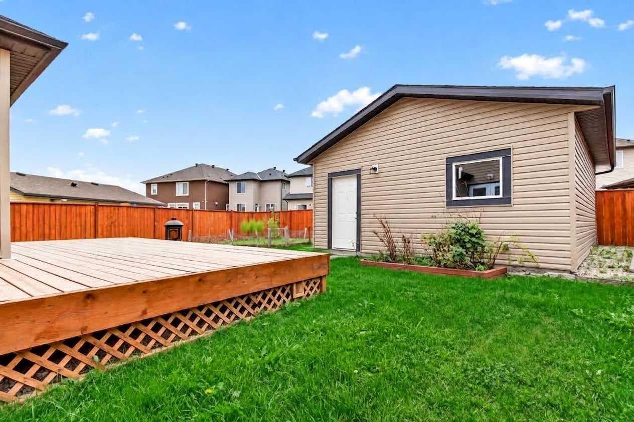 11 Saddlebrook Mews NE