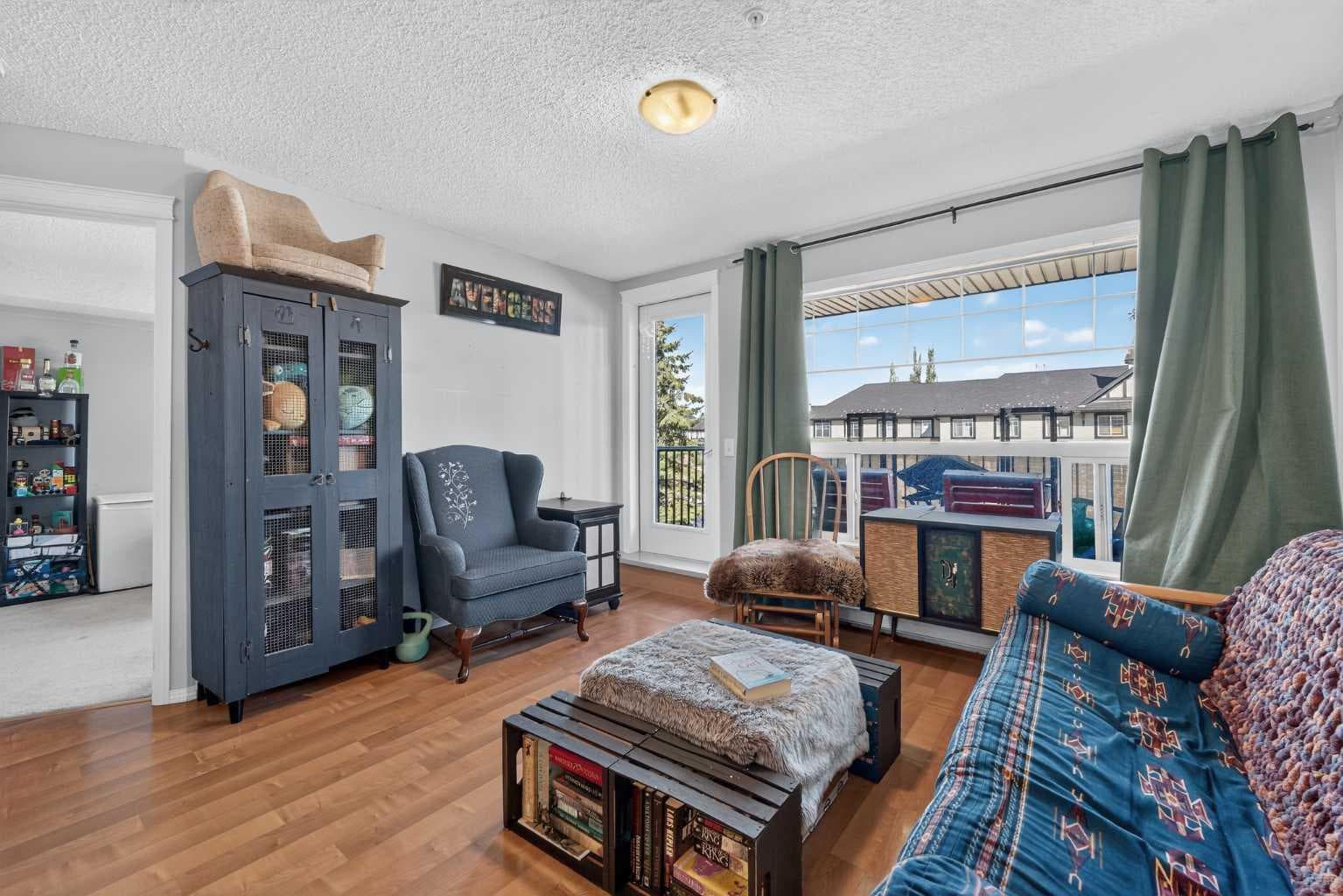 2207, 140 Sagewood Boulevard SW
