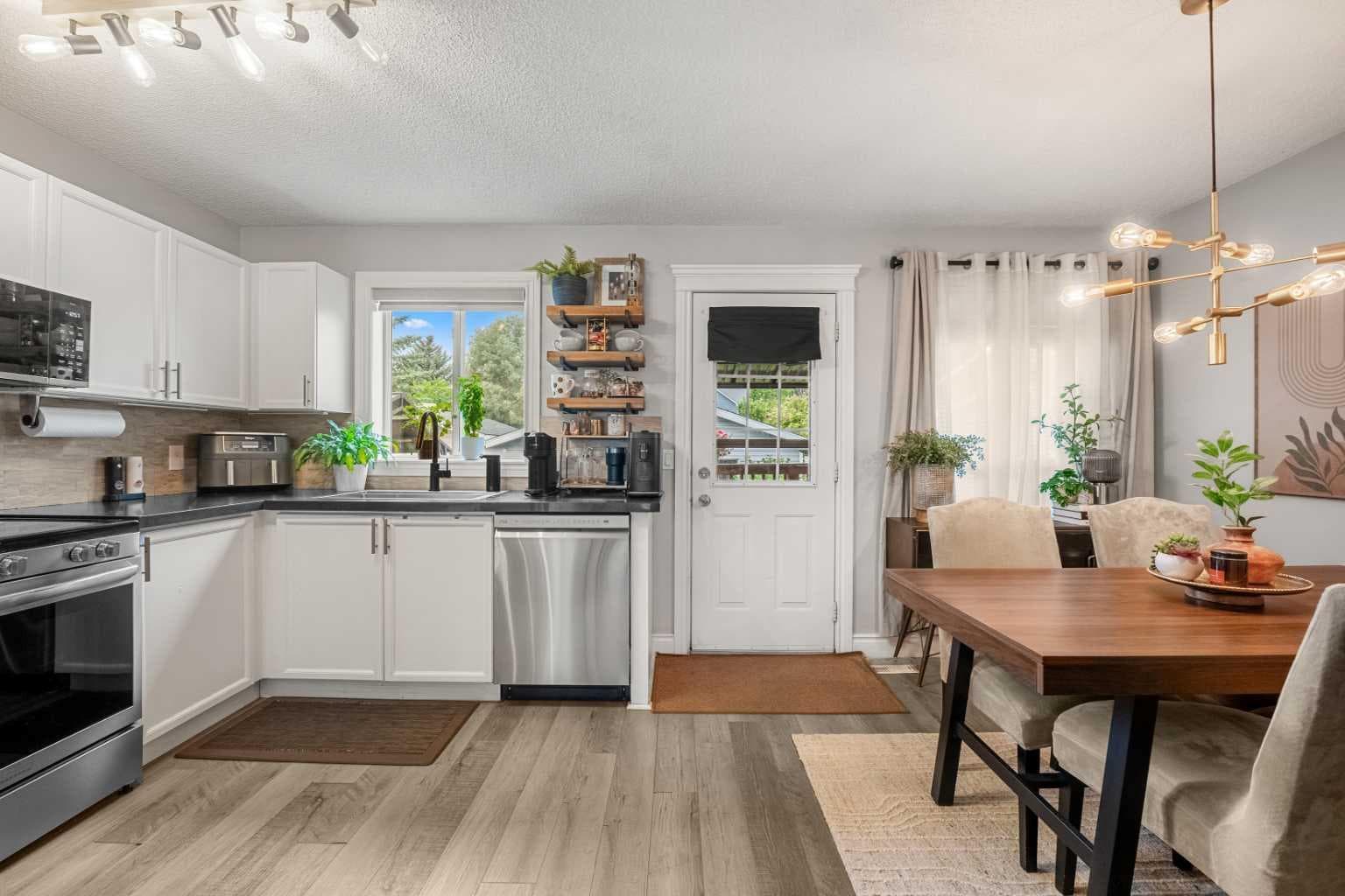 39 Hidden Valley Link NW