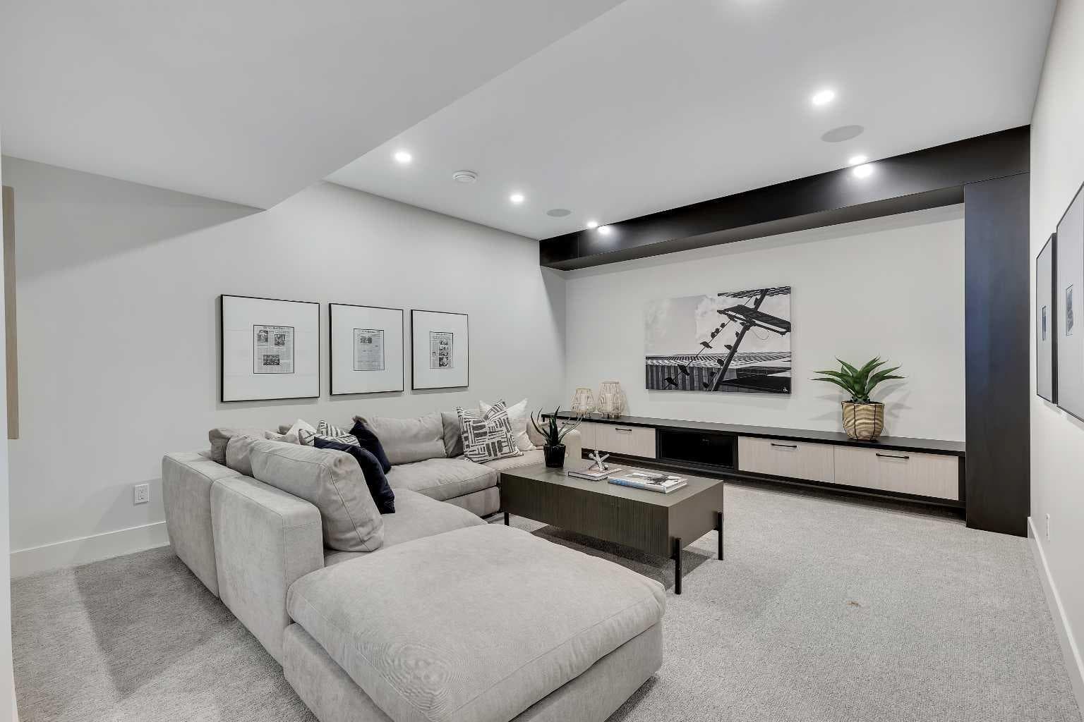 336 Normandy Drive SW