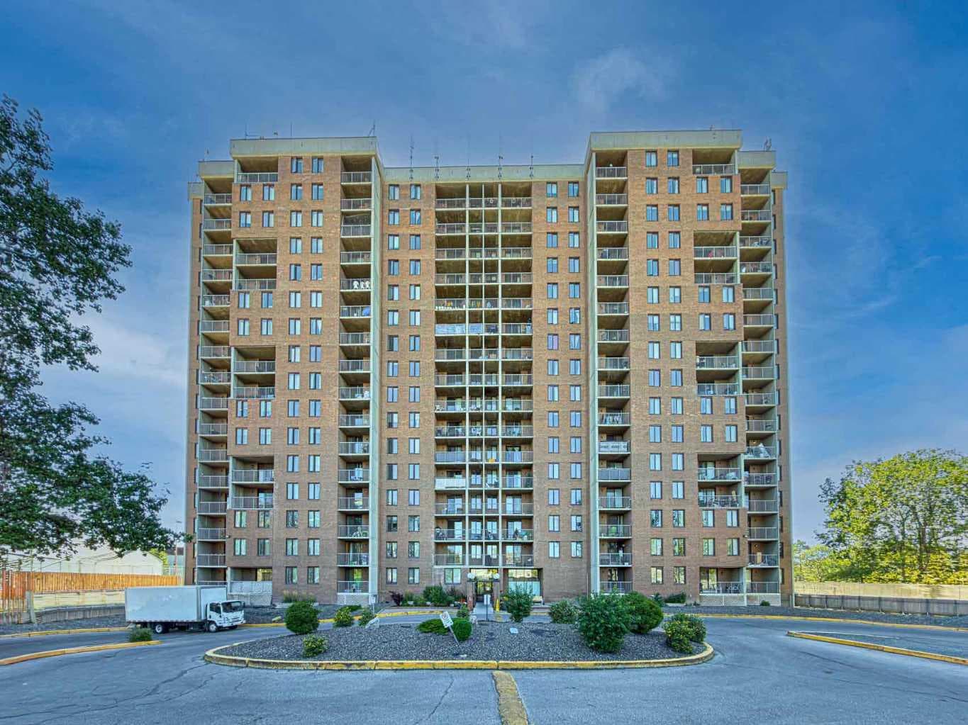 513, 4944 Dalton Drive NW