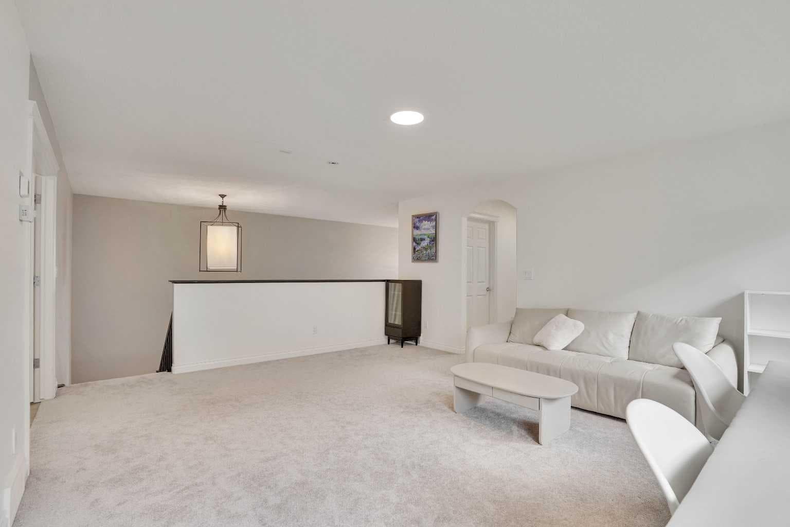 85 evansborough Way NW