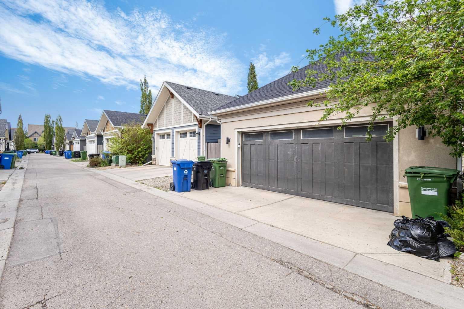 3804 Sarcee Road SW