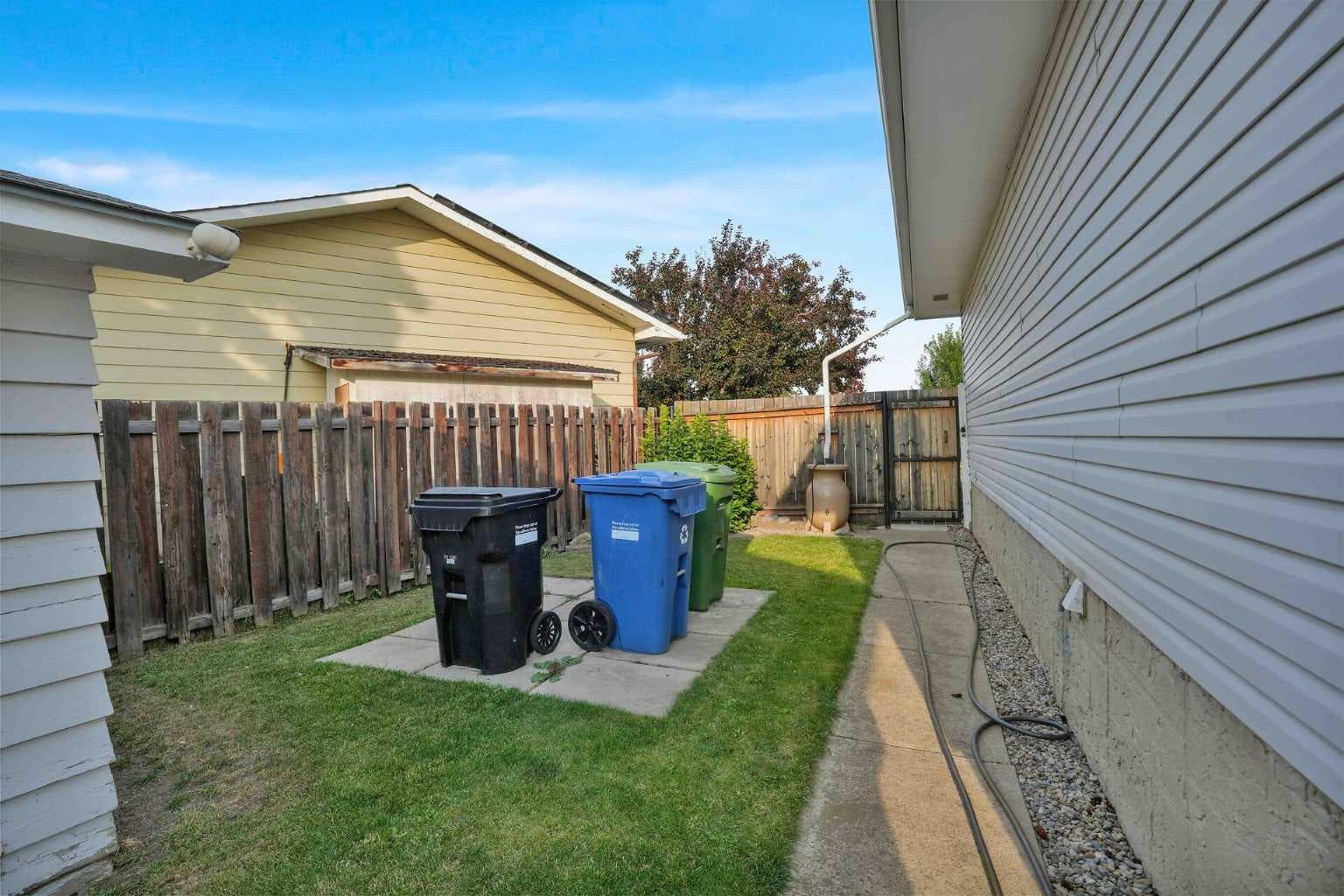 19 Maryvale Crescent NE