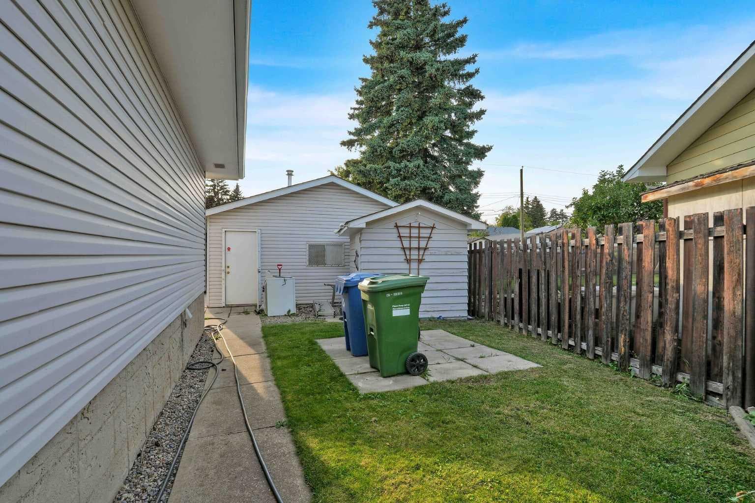 19 Maryvale Crescent NE