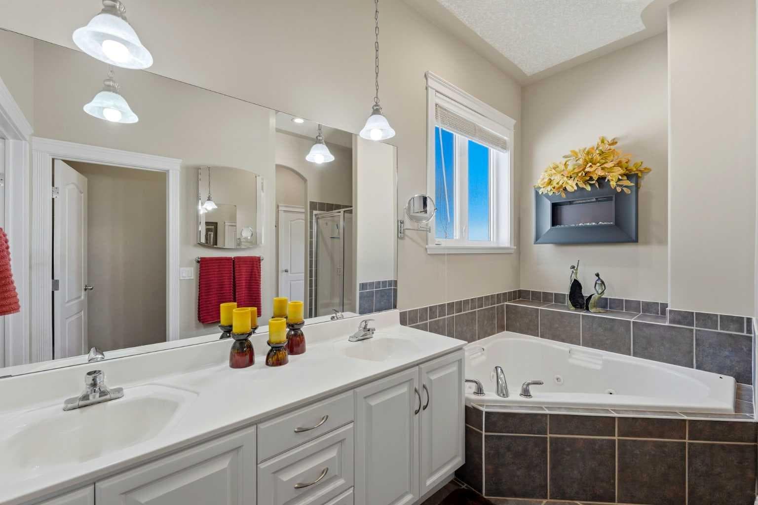 310 Gleneagles View 