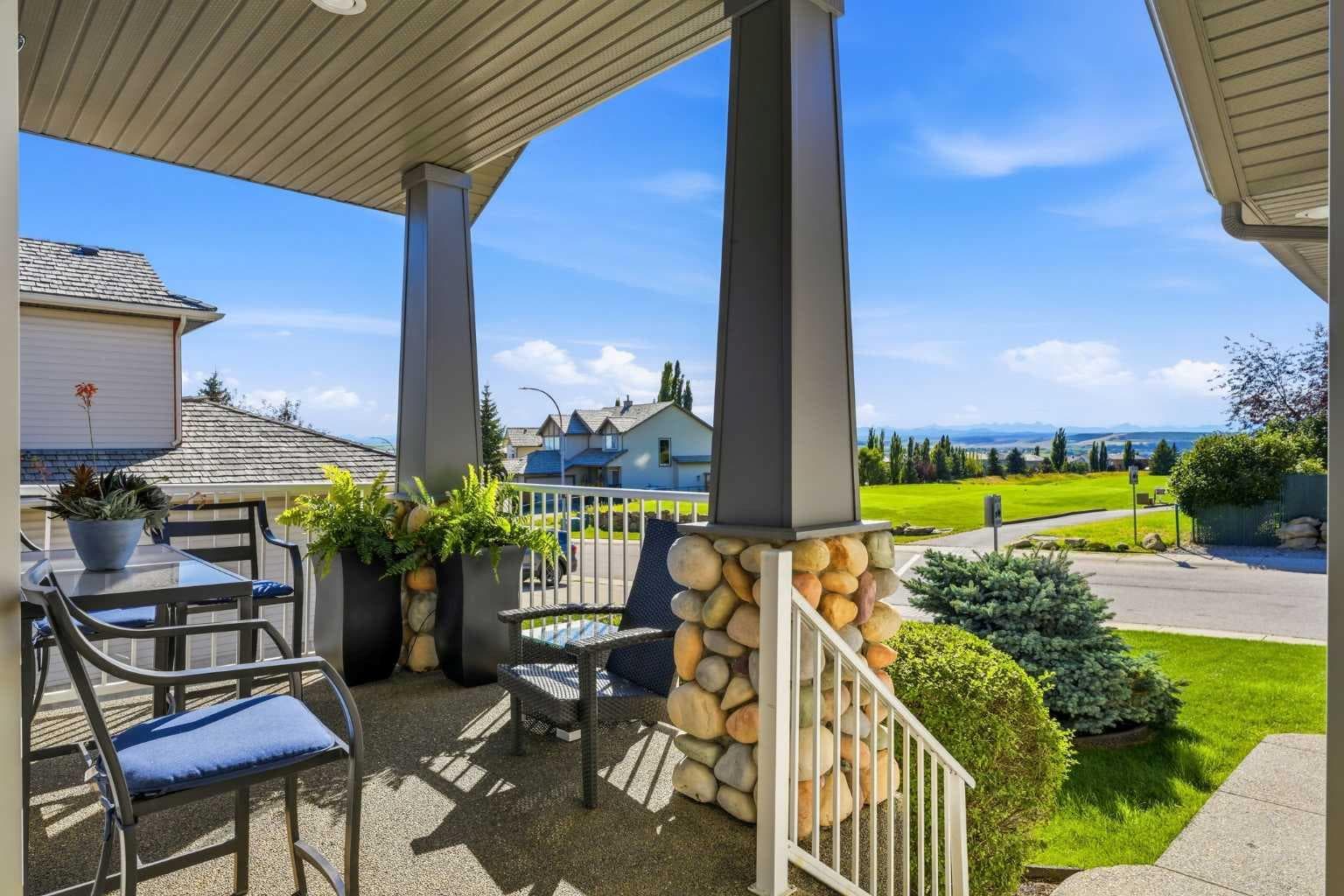 310 Gleneagles View 