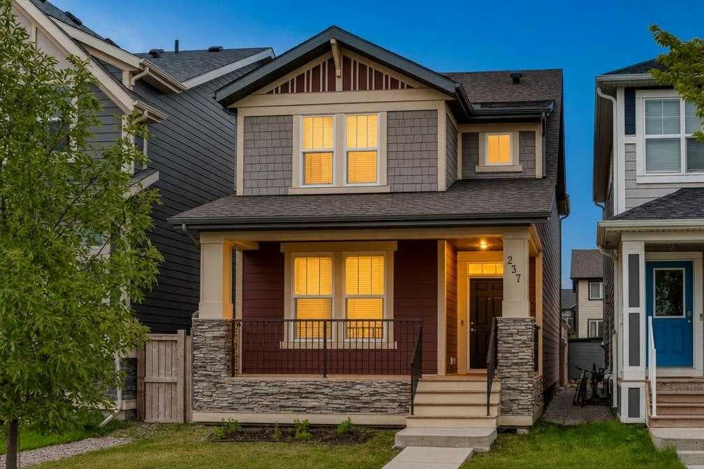 237 Masters Road SE