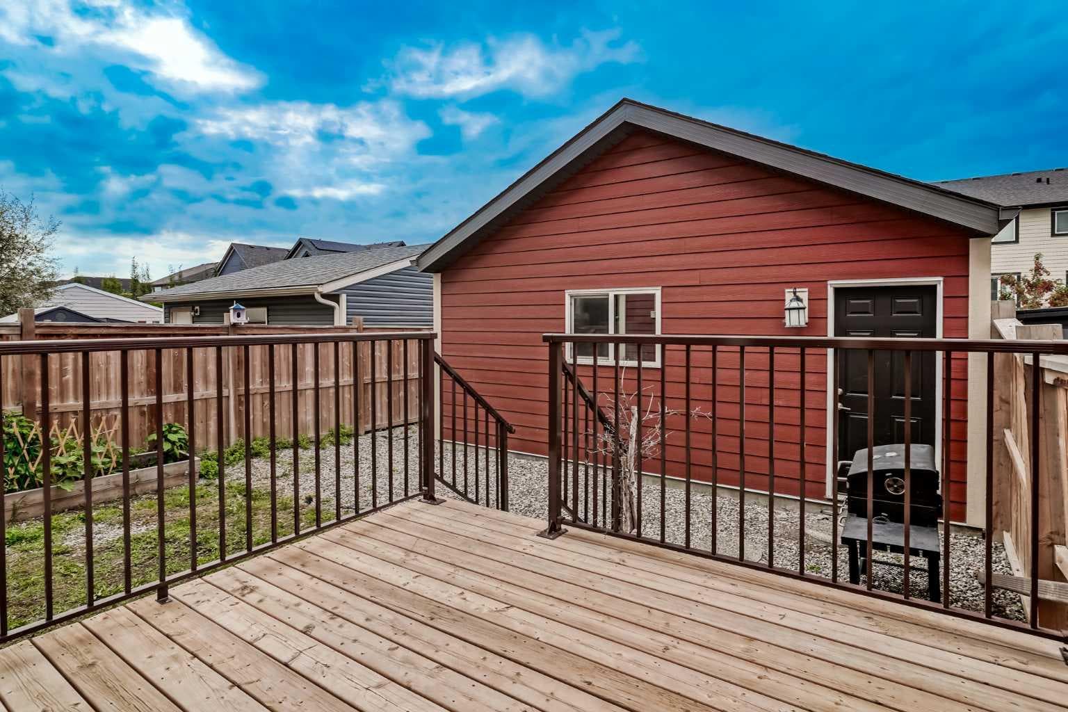 237 Masters Road SE