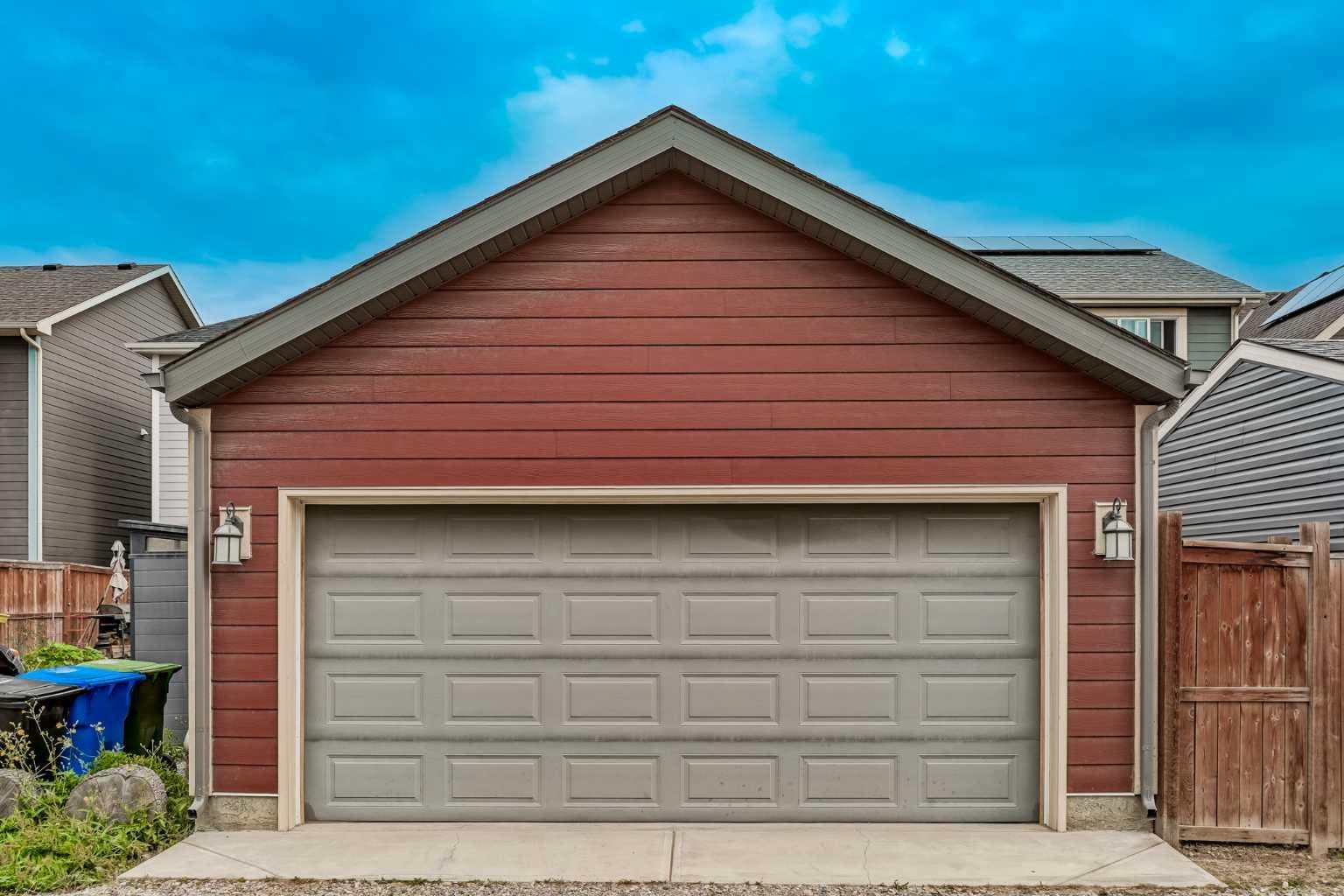 237 Masters Road SE