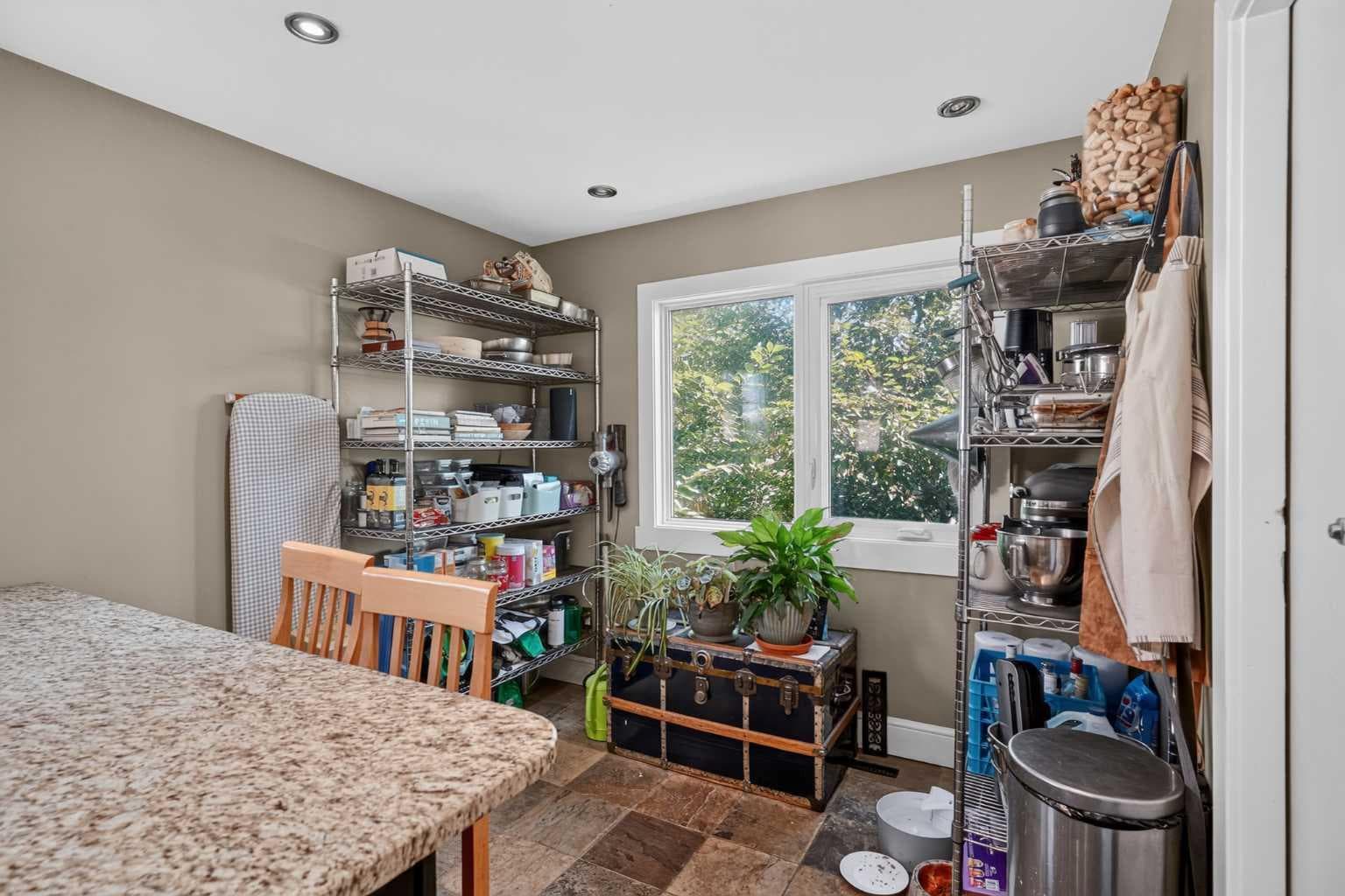 1708 50 Street SE