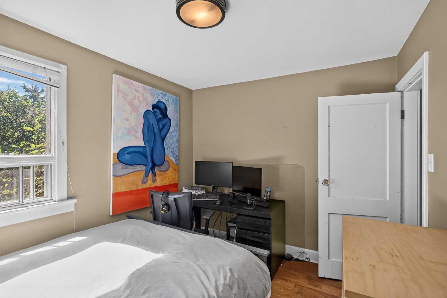 1708 50 Street SE
