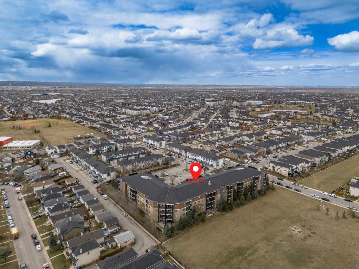 208, 355 Taralake Way NE