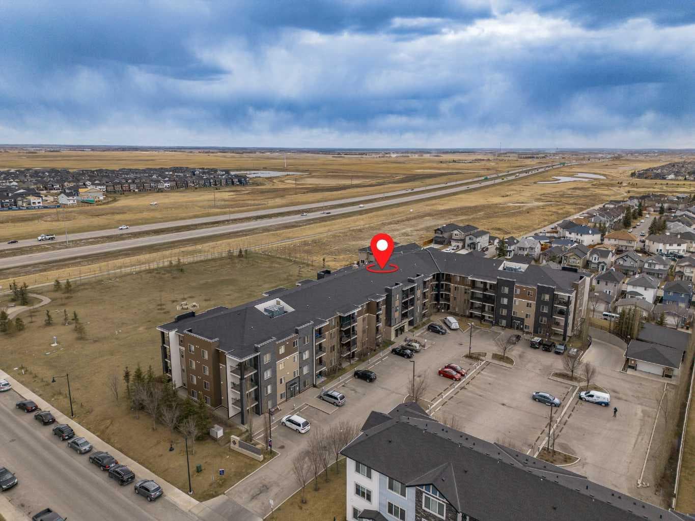 208, 355 Taralake Way NE
