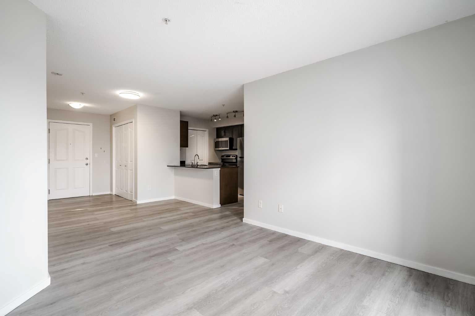 208, 355 Taralake Way NE