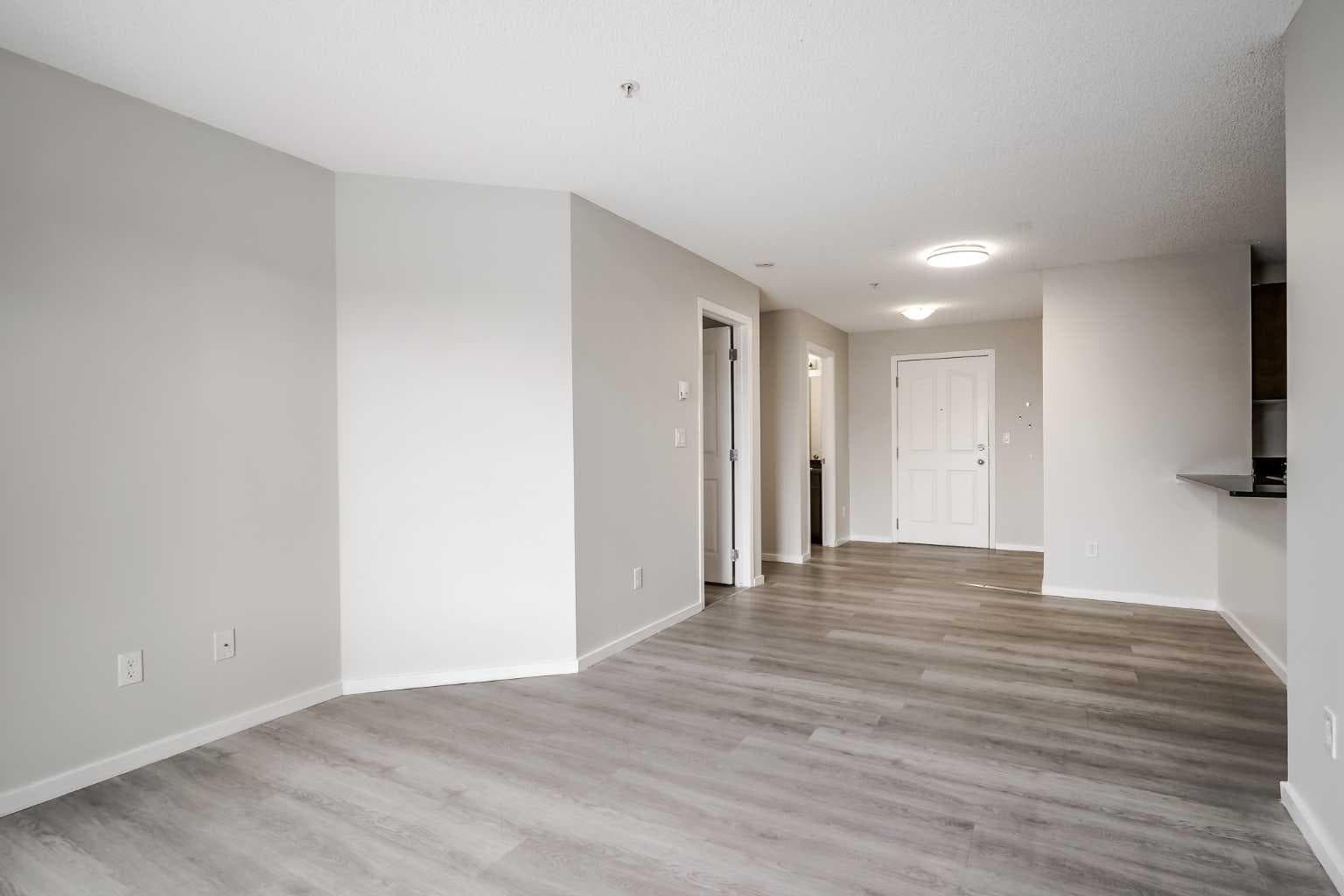 208, 355 Taralake Way NE
