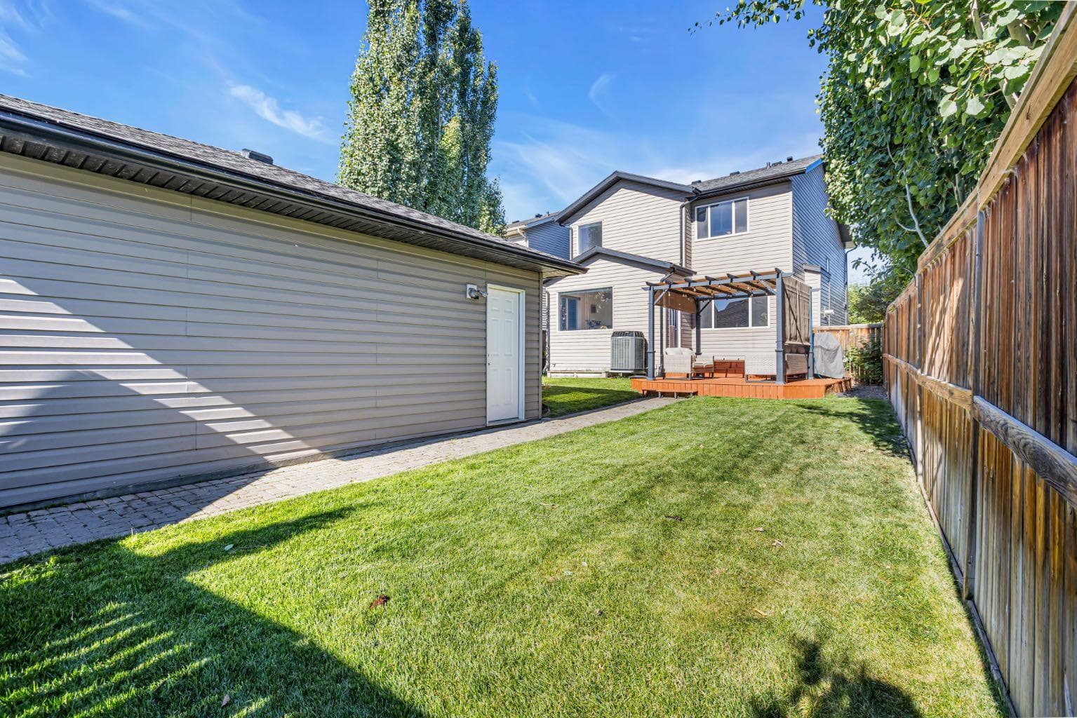 159 Elgin Terrace SE
