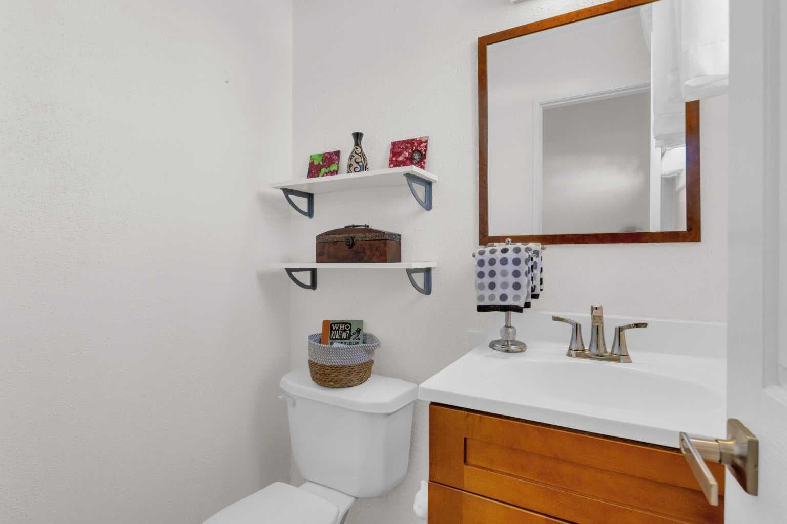 34, 630 Sabrina Road SW