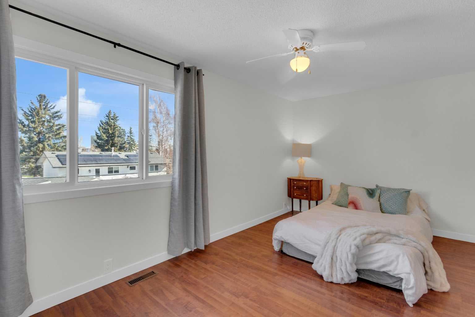 34, 630 Sabrina Road SW