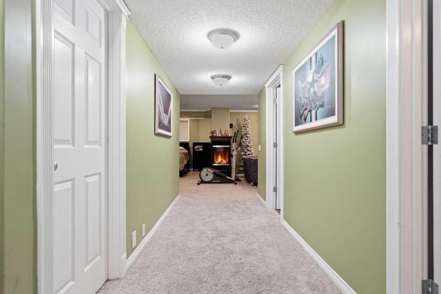 135 Millview Gardens SW