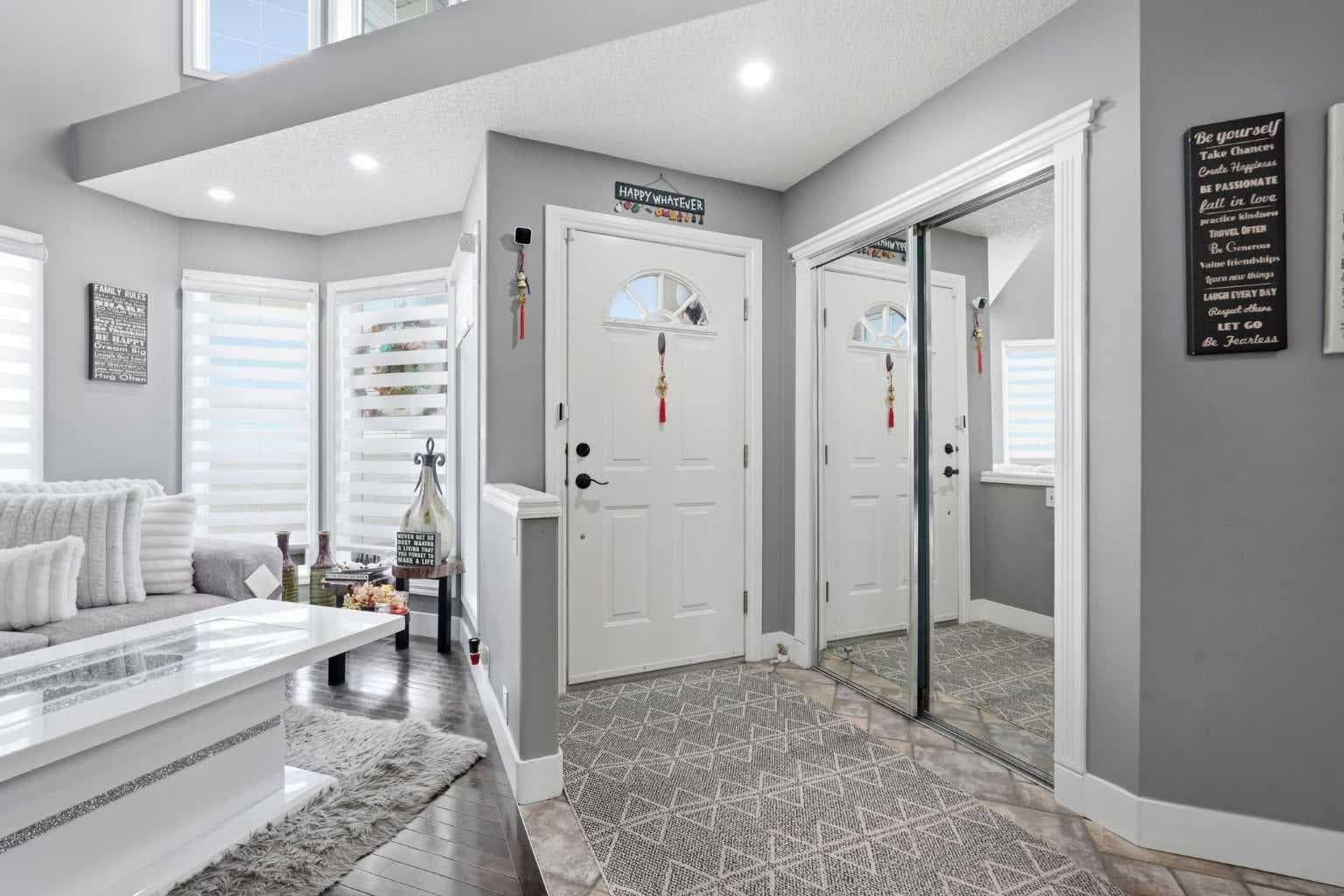 135 Millview Gardens SW