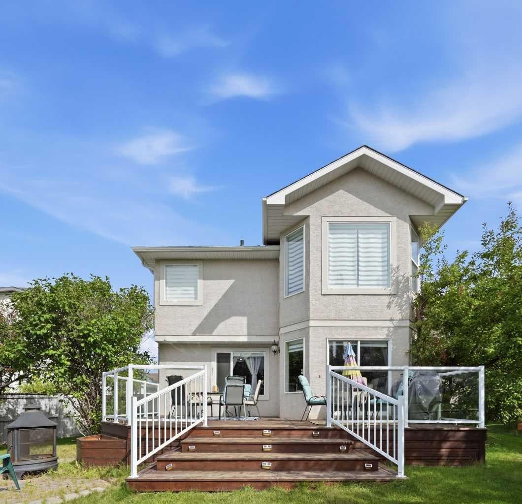 135 Millview Gardens SW