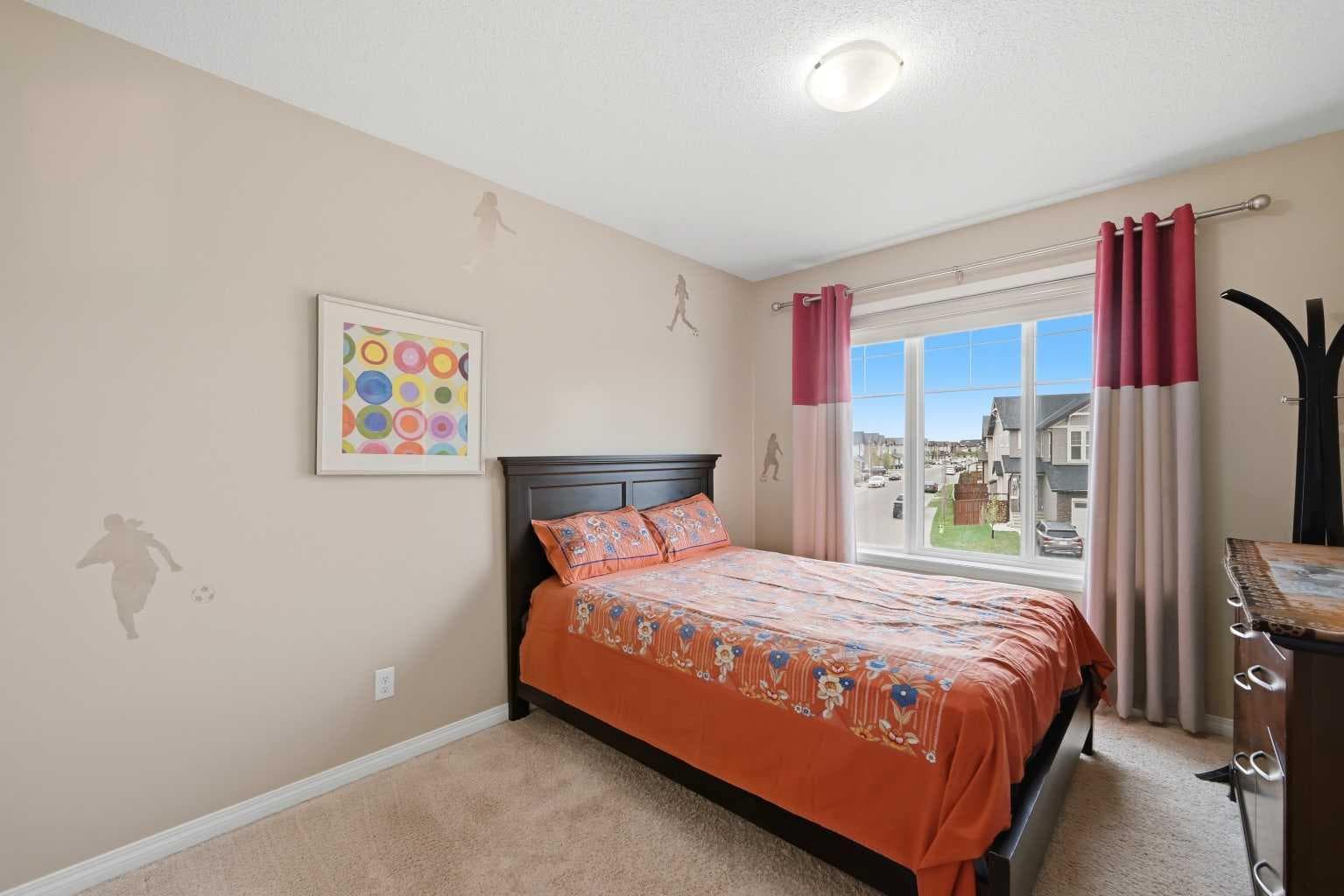 156 Skyview Shores Manor NE