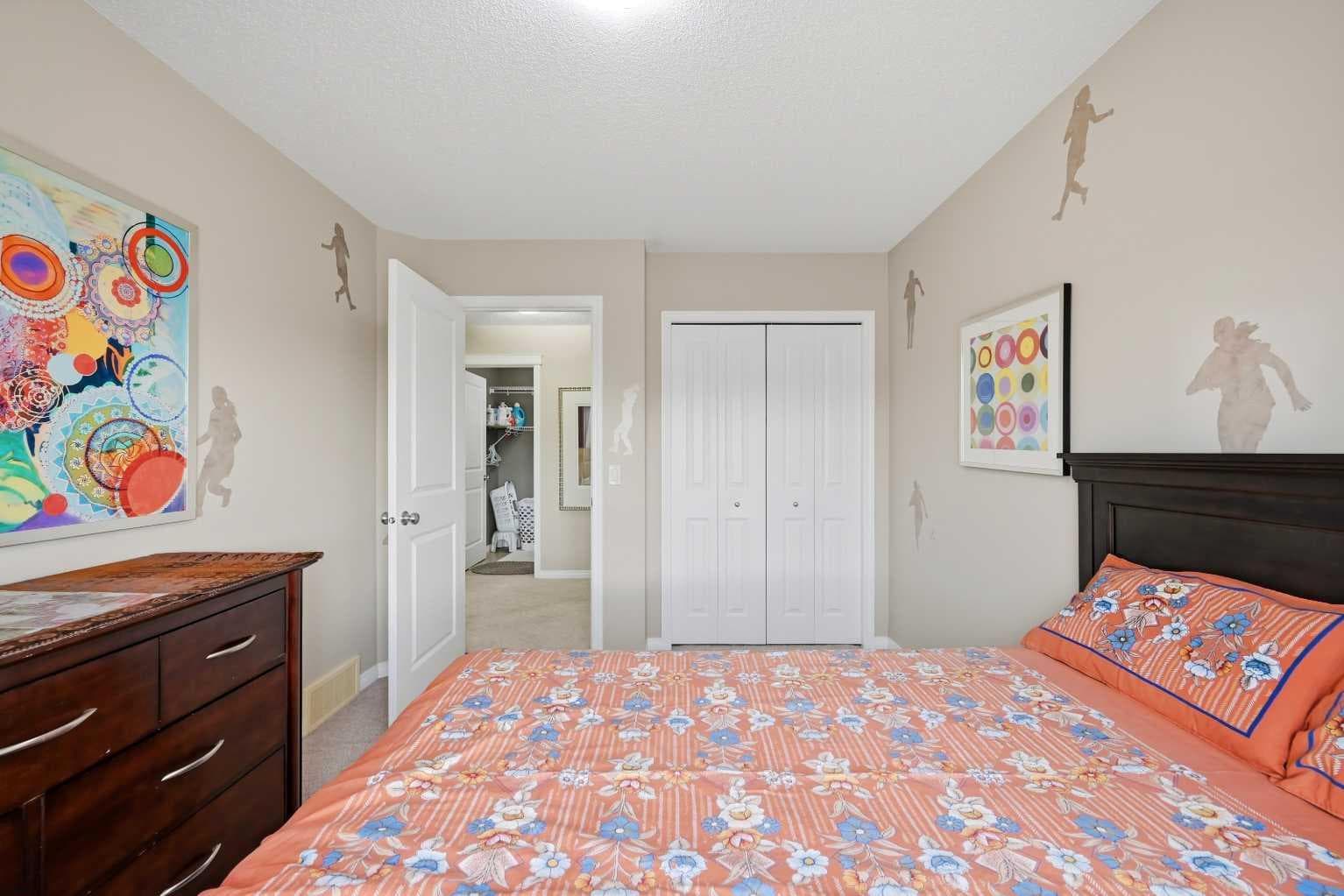156 Skyview Shores Manor NE