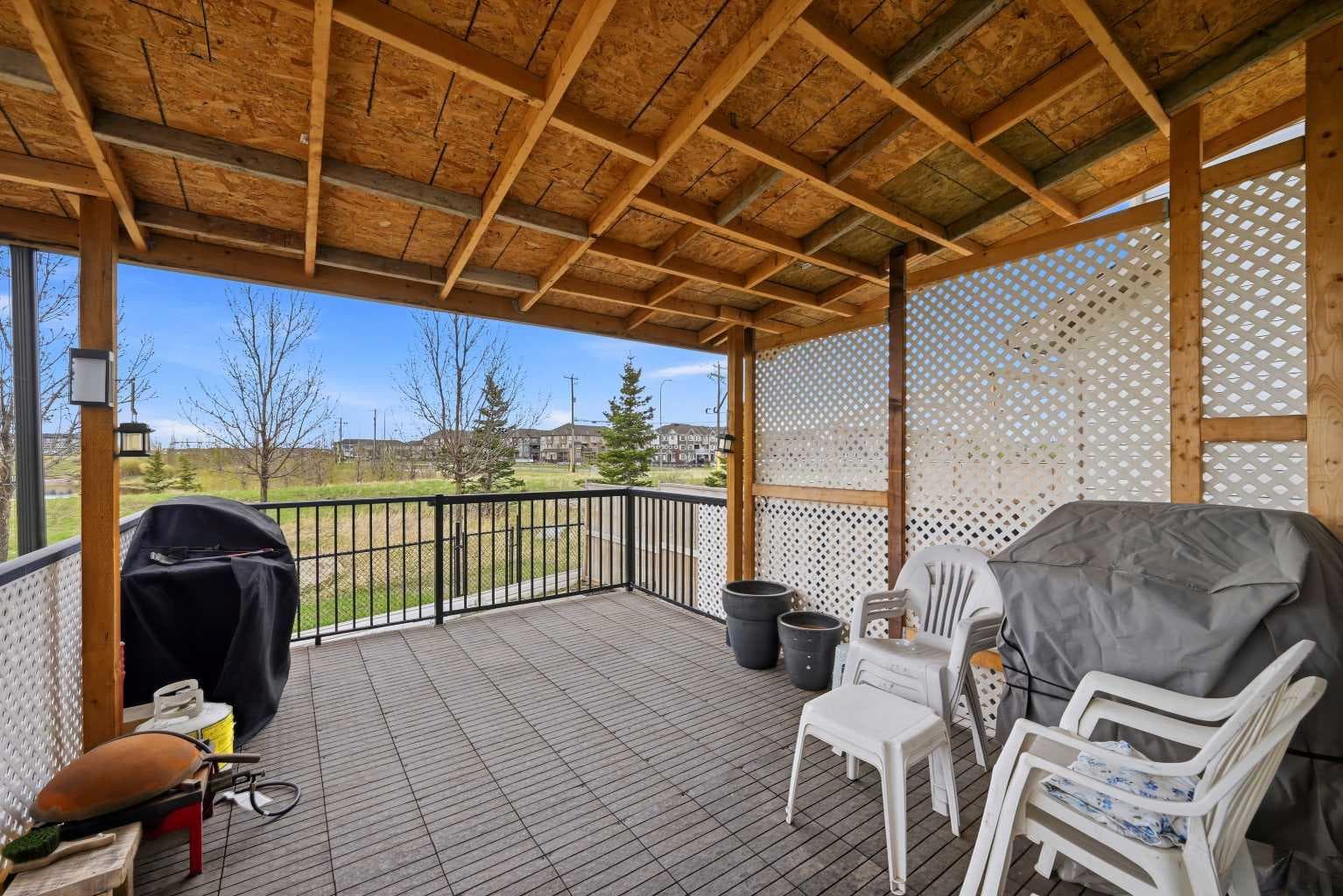 156 Skyview Shores Manor NE