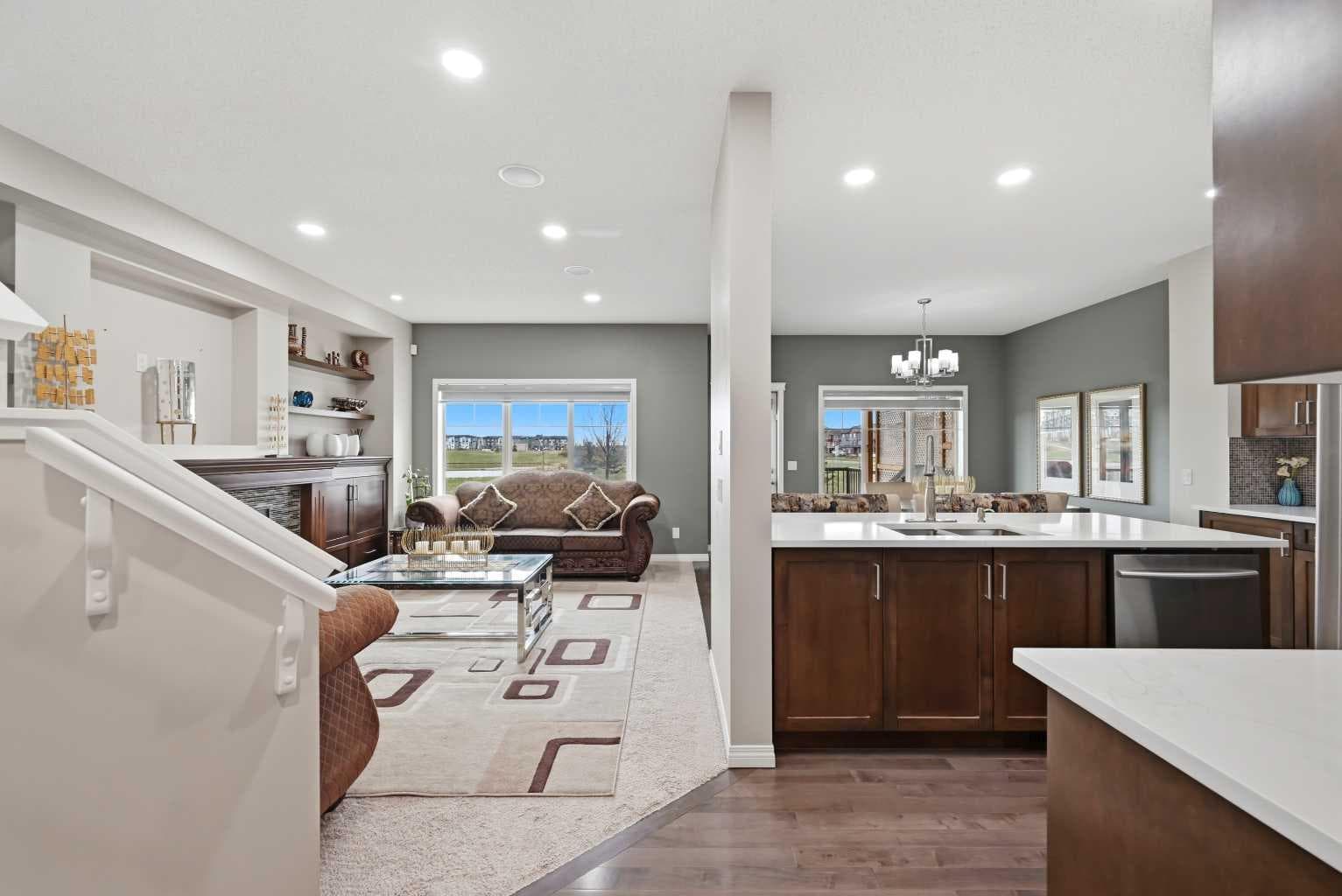 156 Skyview Shores Manor NE