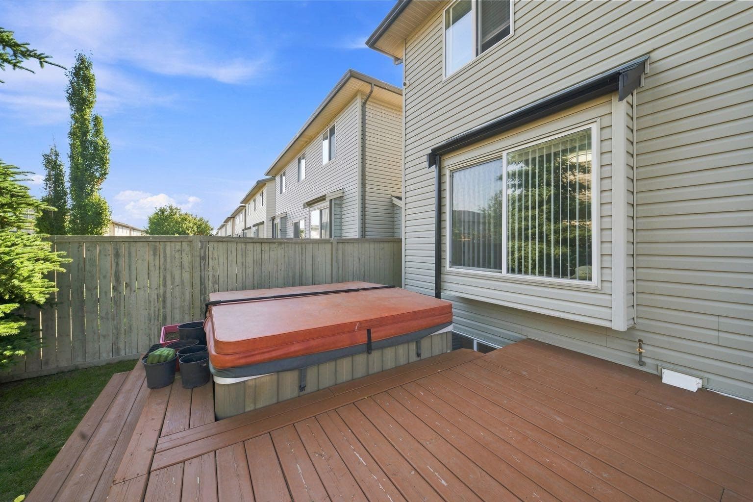 134 Luxstone Road SW