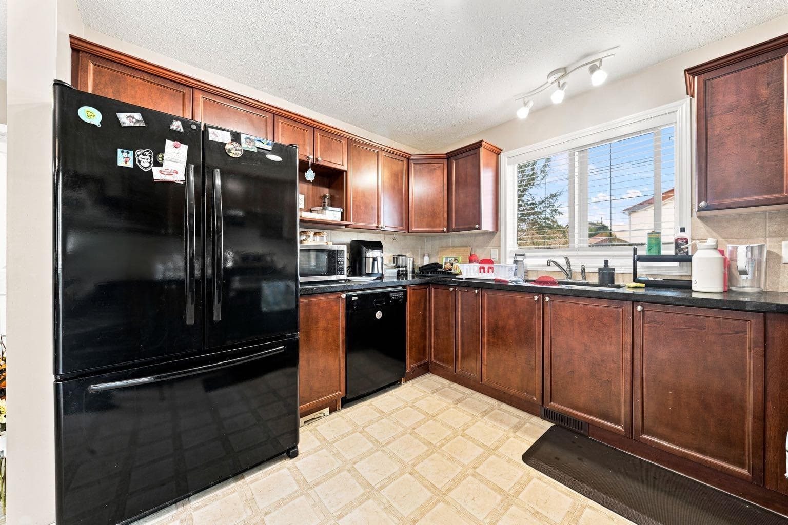 134 Luxstone Road SW