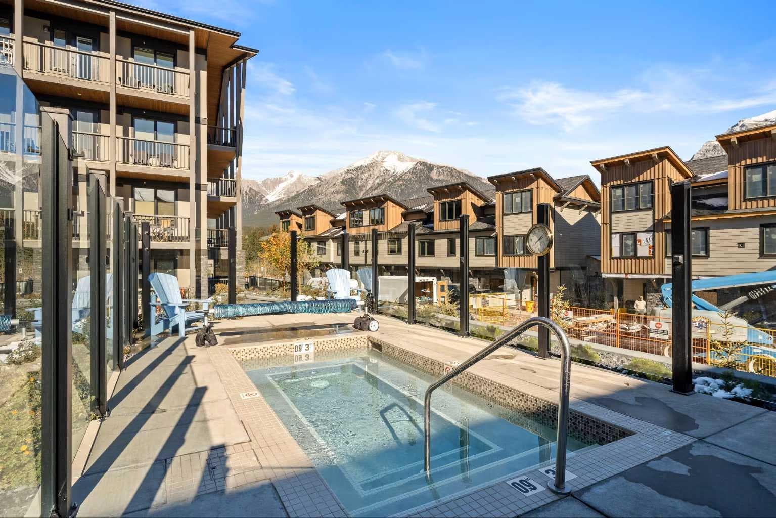 210, 1408 Spring Creek Gate 