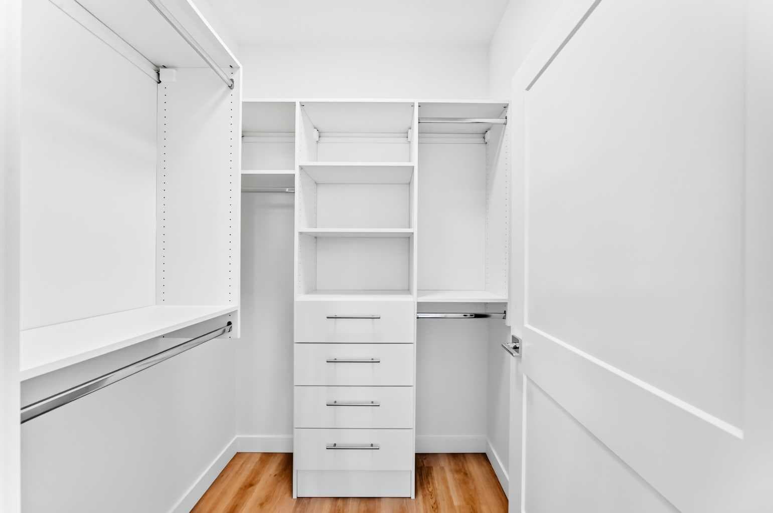 2110, 430 Sage Hill  NW
