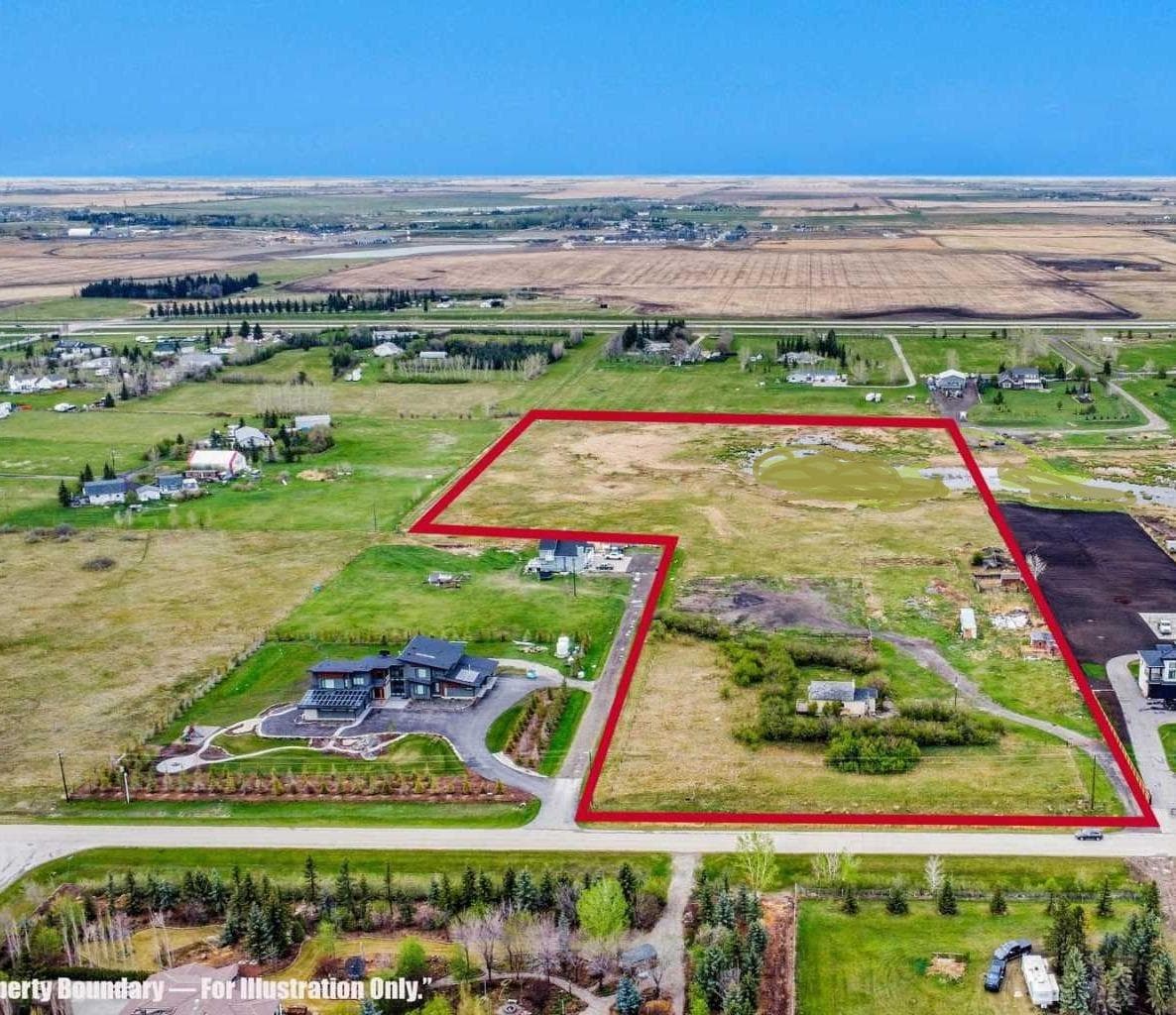 280156 Township Road 241A  
