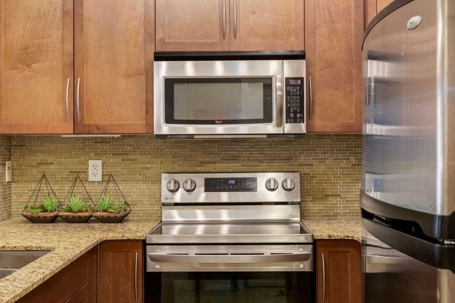 413, 35 Inglewood Park SE