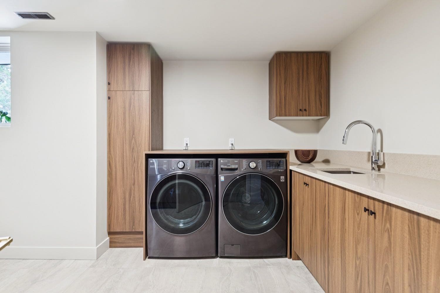 227 Pump Hill Rise SW