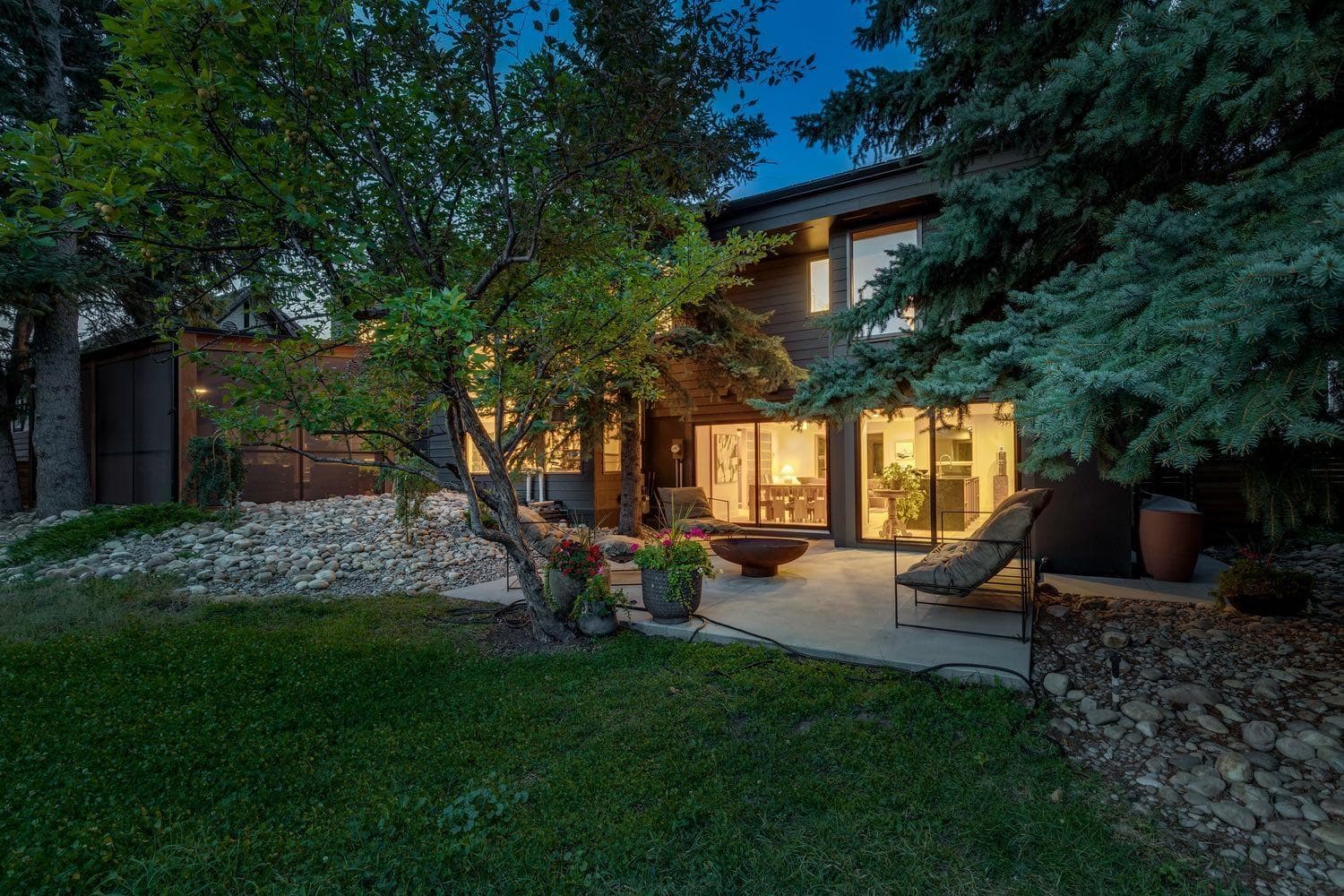 227 Pump Hill Rise SW