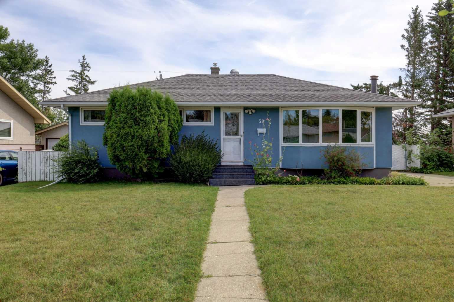 50 Thornlee Crescent NW
