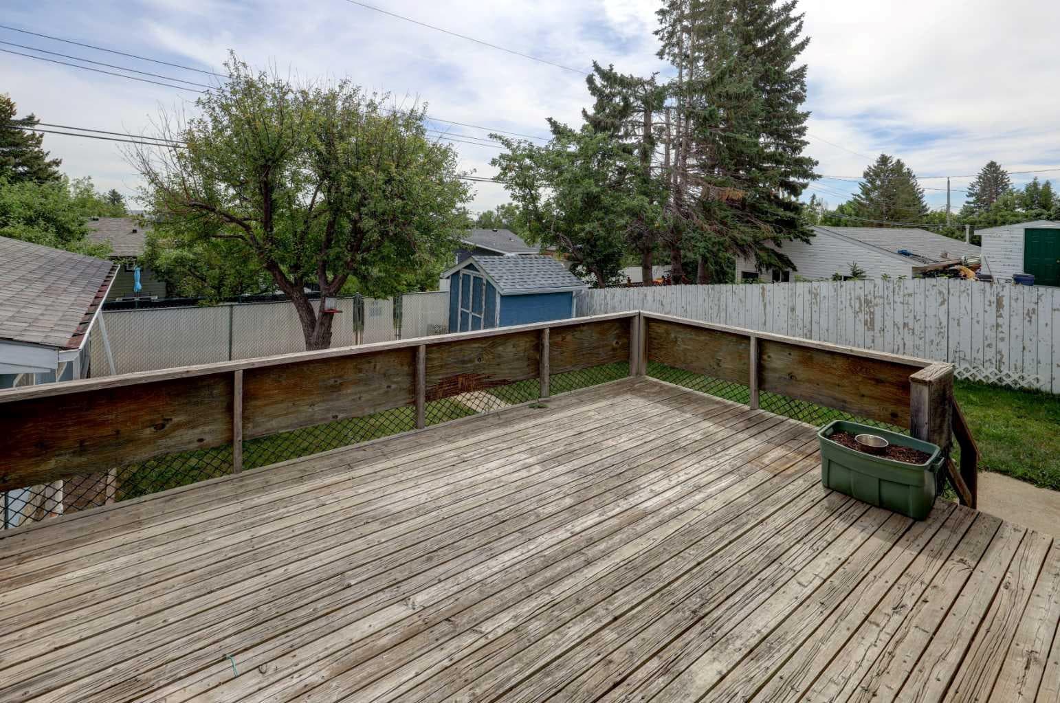 50 Thornlee Crescent NW