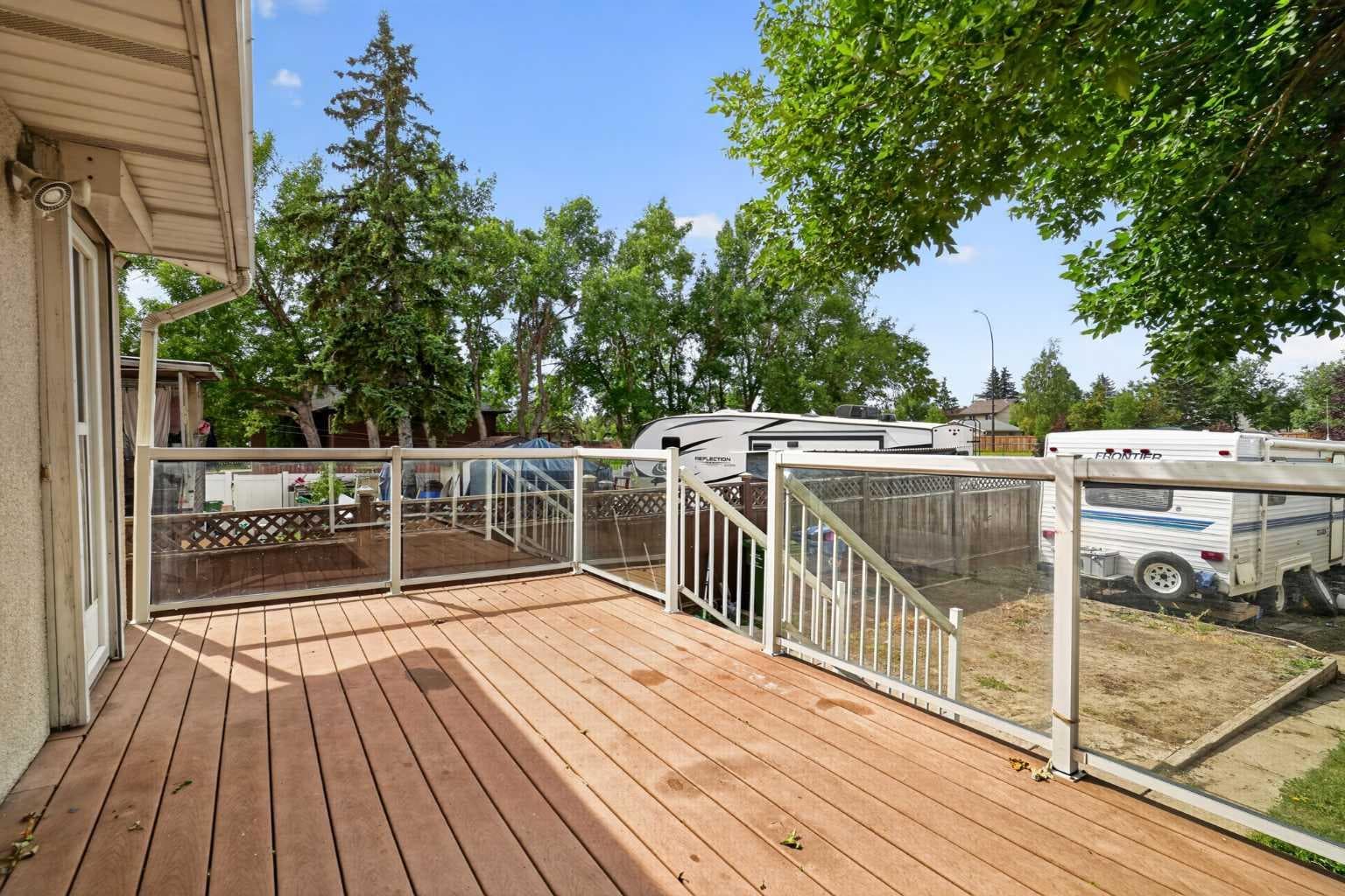 156 Dovely Crescent SE