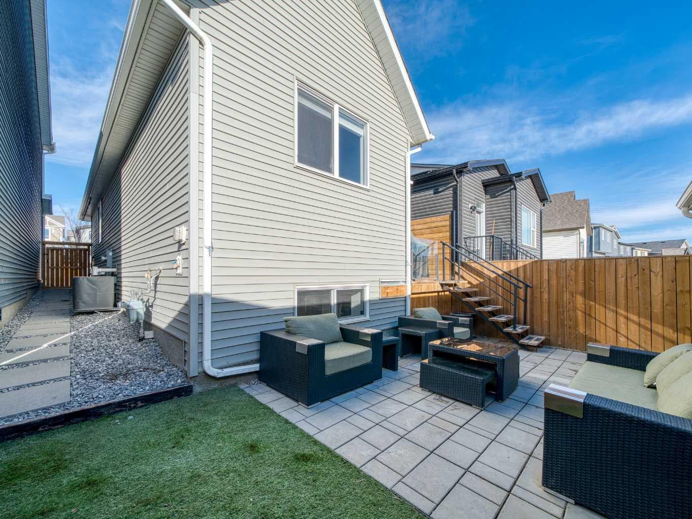 111 Haskayne Drive NW