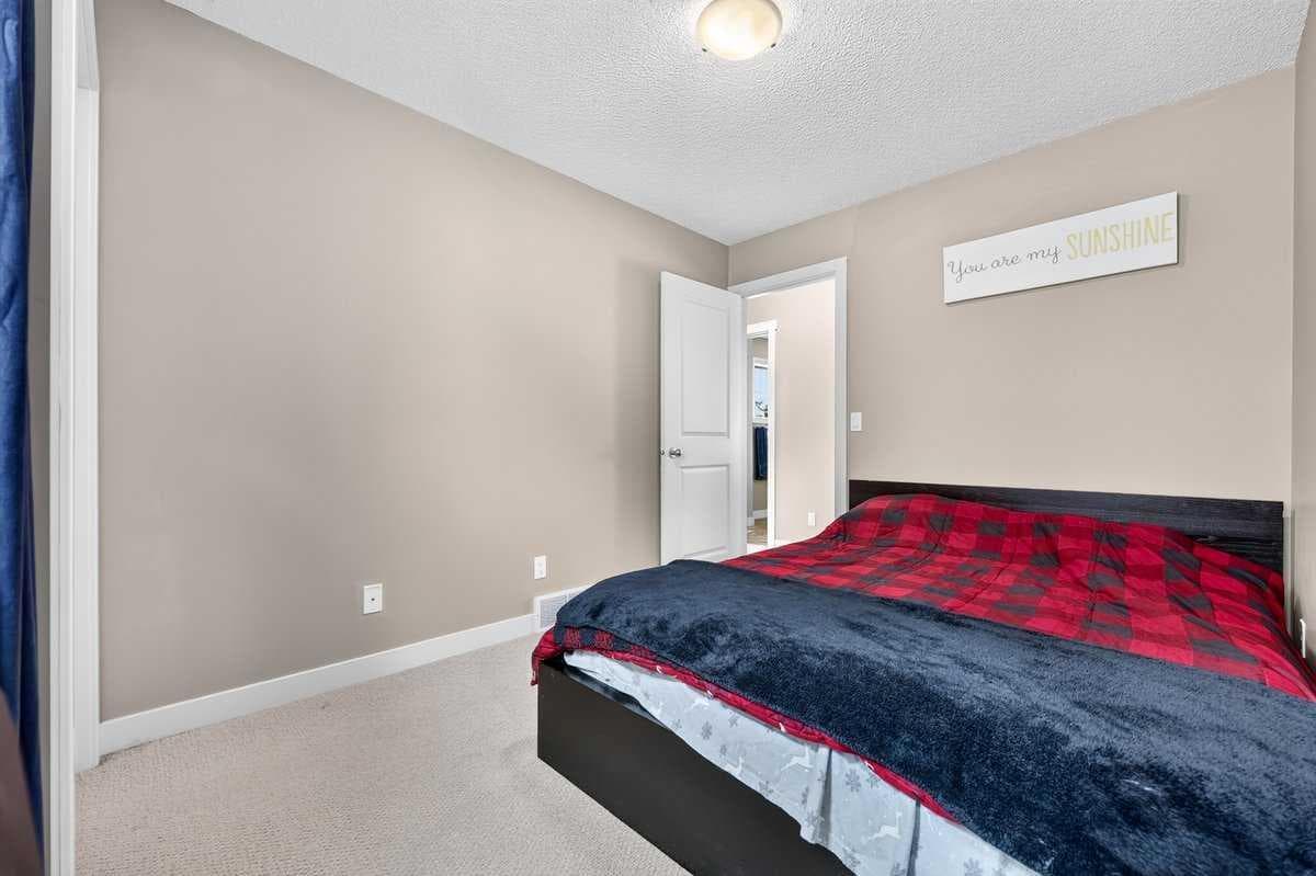 74 Heritage Landing 