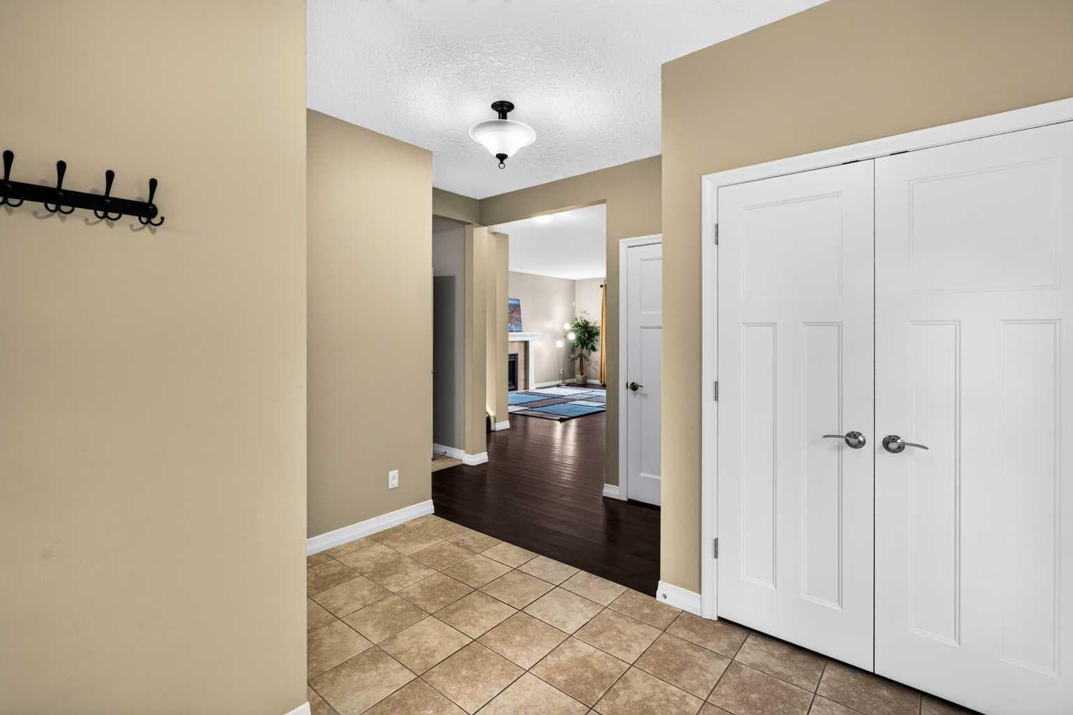 370 Silverado Way SW