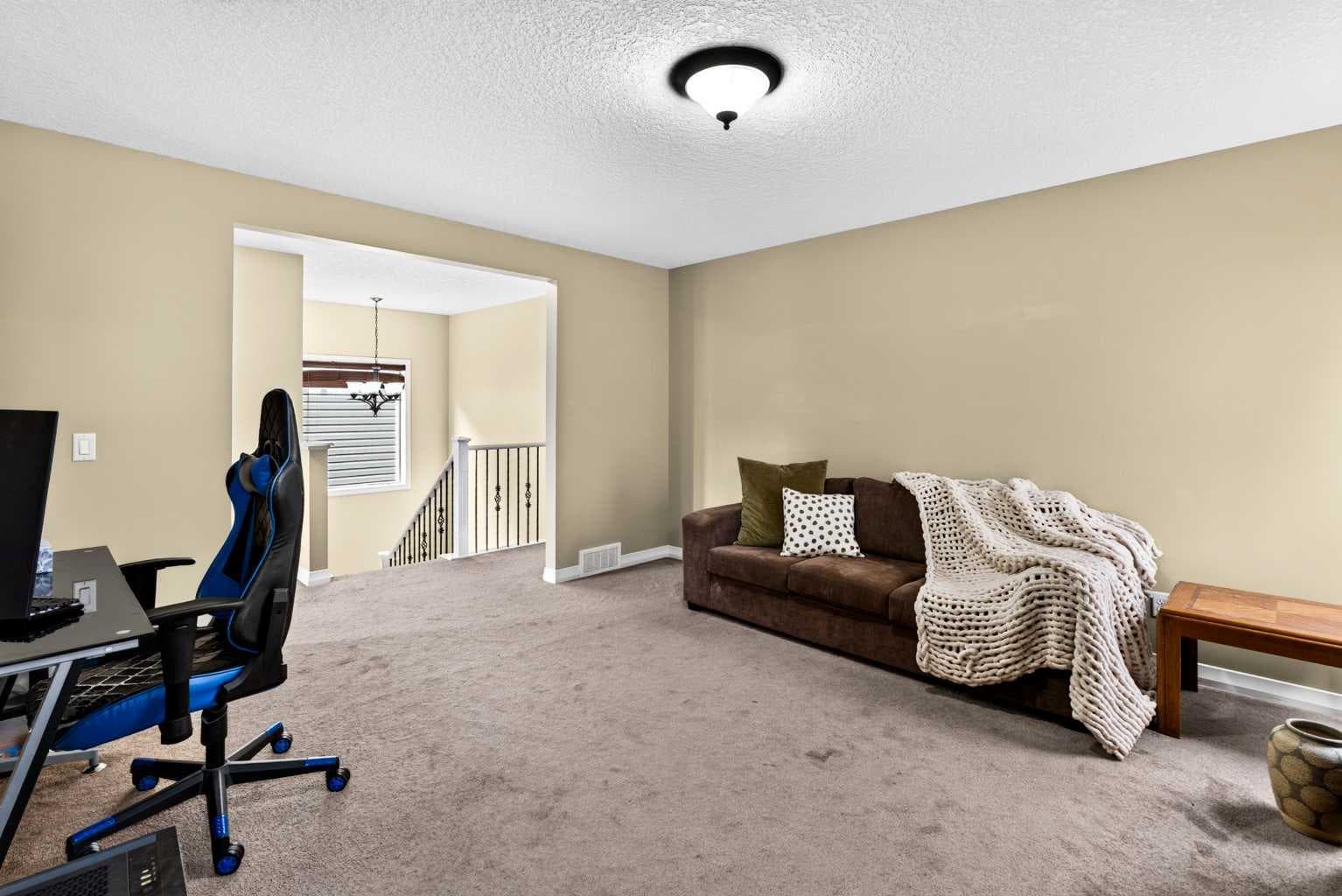 370 Silverado Way SW
