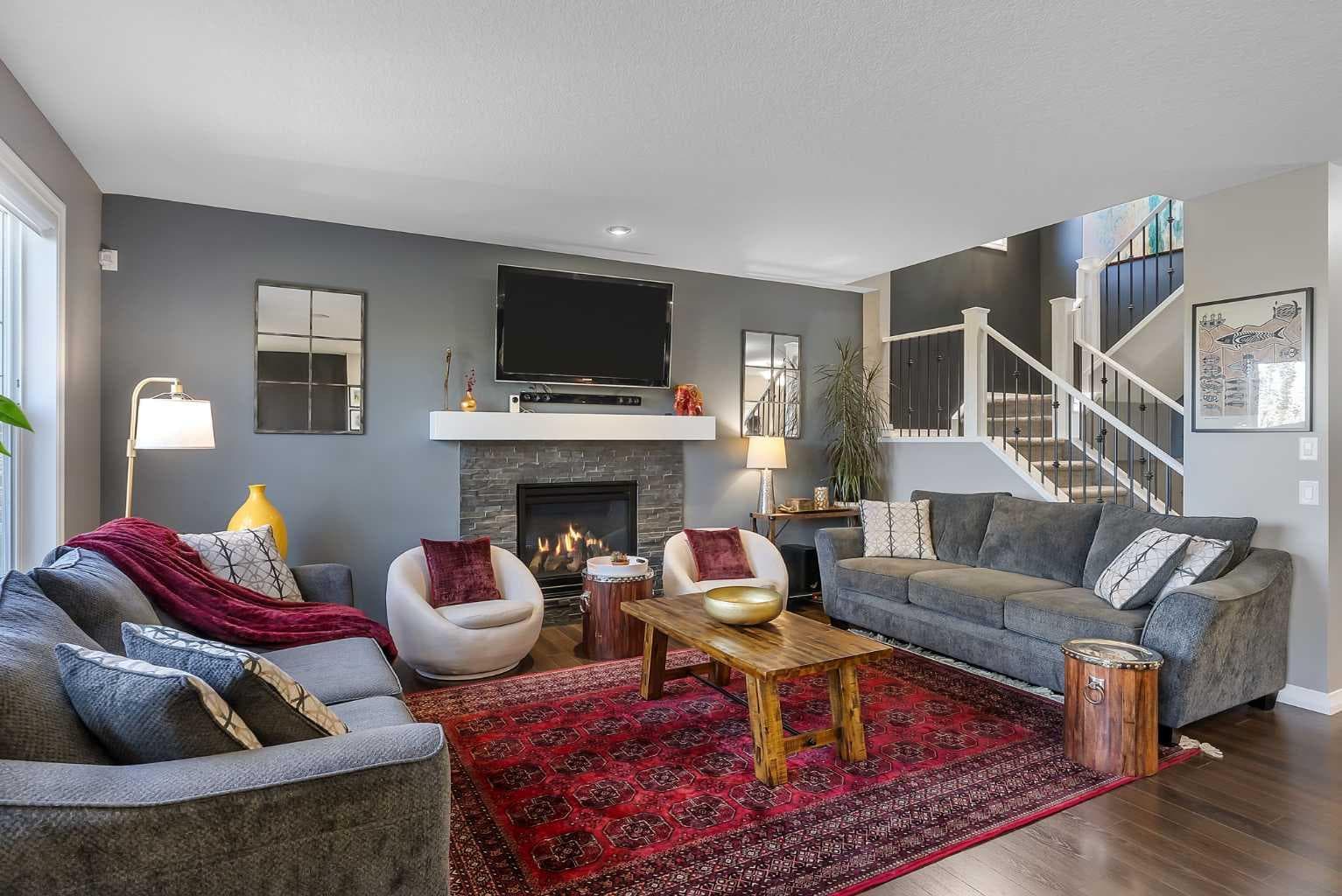 128 Ridge View Close 