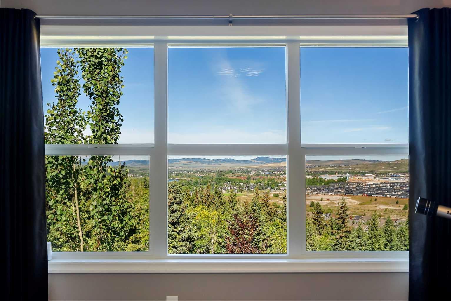 128 Ridge View Close 