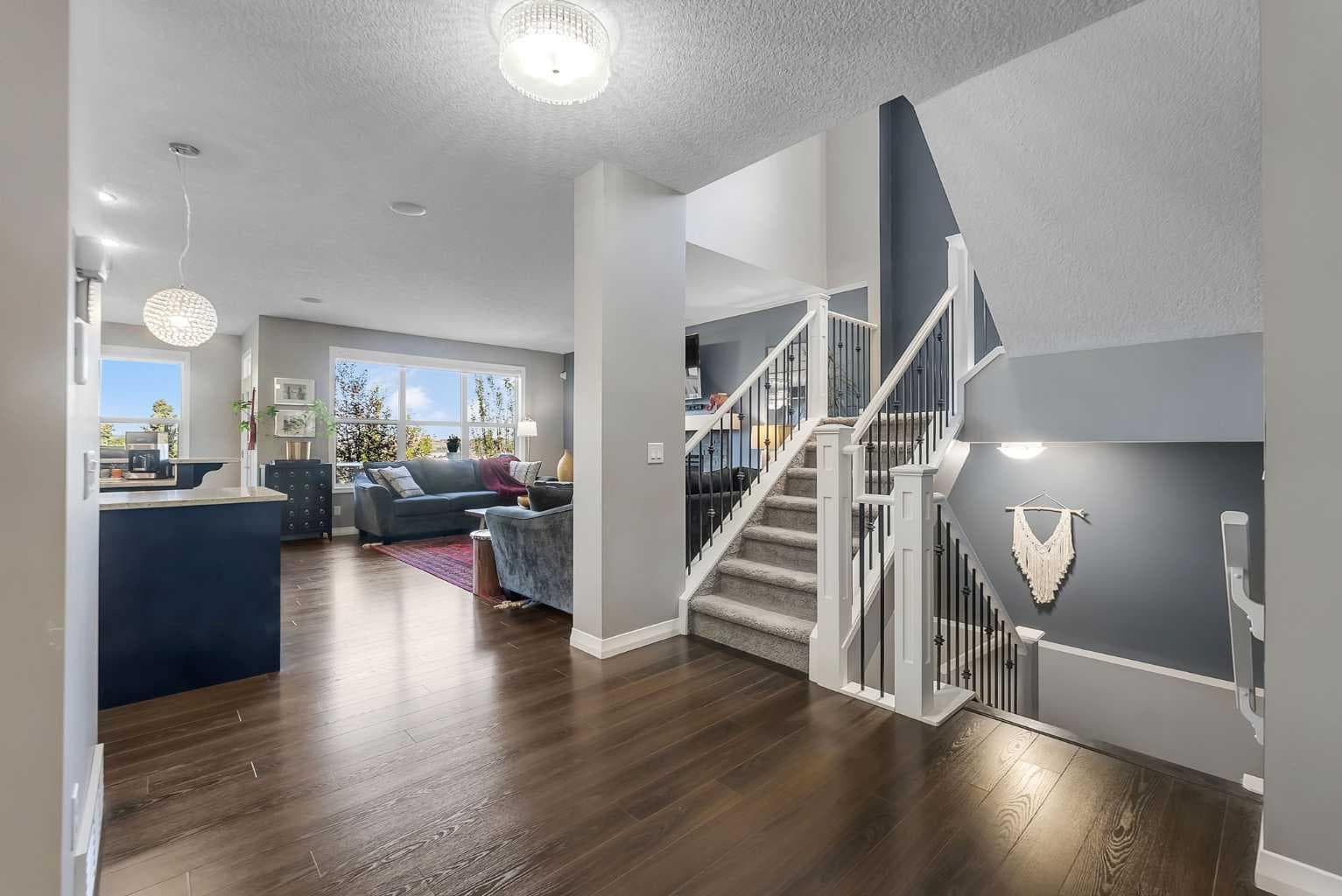 128 Ridge View Close 