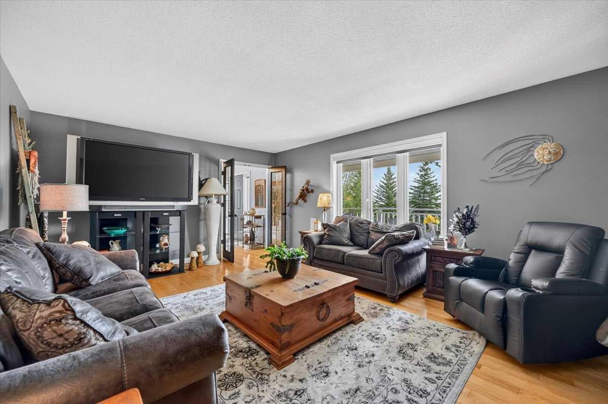270055 Township Road 234A  